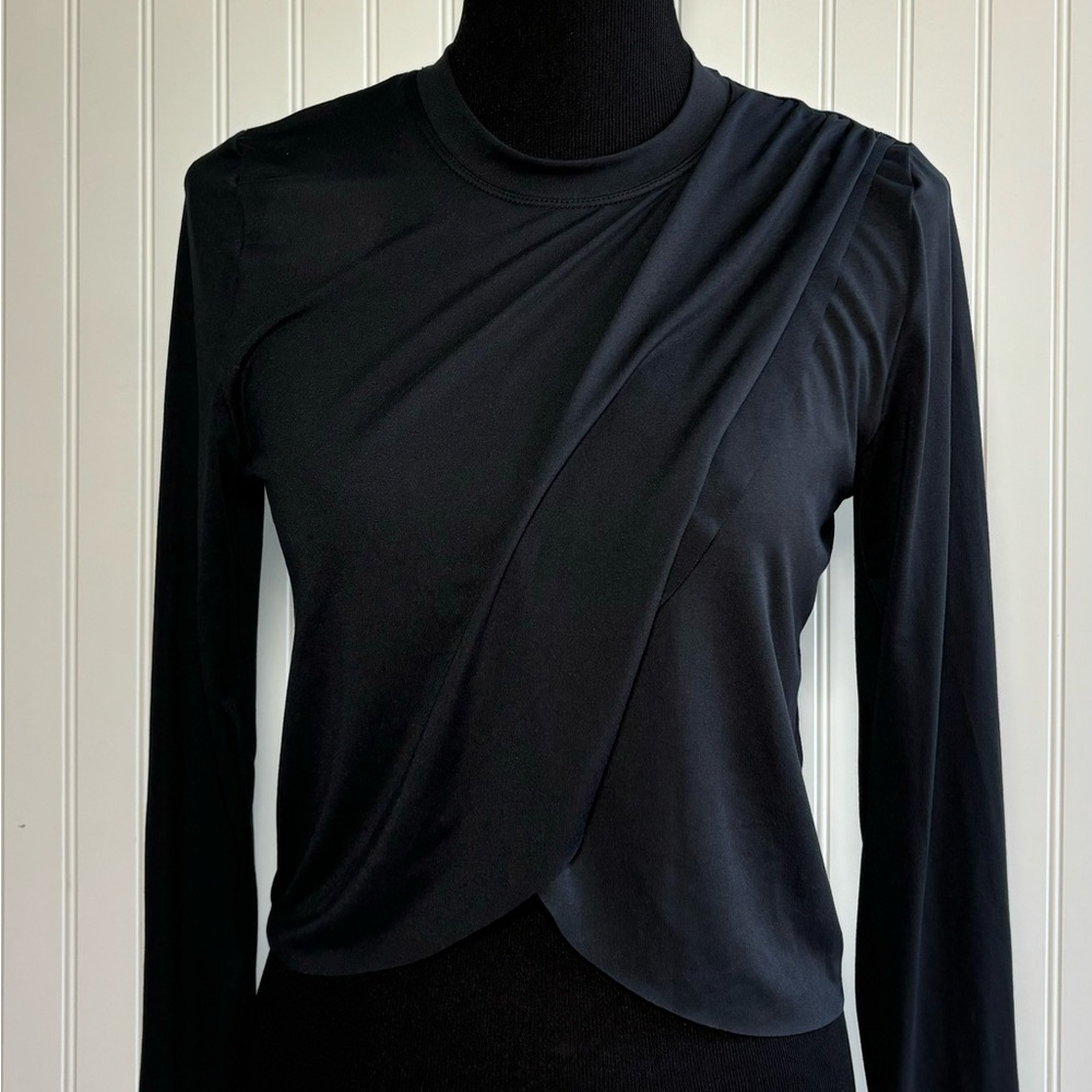 Wilo The Label Black Movement Twist Layer Top Round Neck Pullover Size Medium - Picture 2 of 16